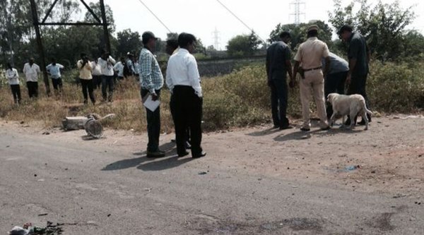 Senior police officers, along with Maharashtra Anti-Terrorist Squad sleuths, rushed to the spot for investigation.