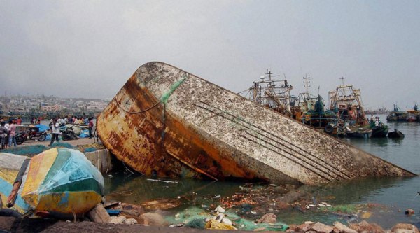 Damages aftermath of the Hudhud Cyclone in Visakhapatnam on Monday. (Source: PTI Photo)
