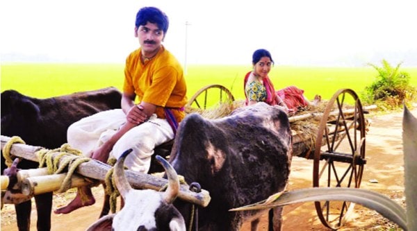 Arjun Chakraborty and Amrita Chattopadhayay in a still from the film Jaanla Diye Bou Palalo