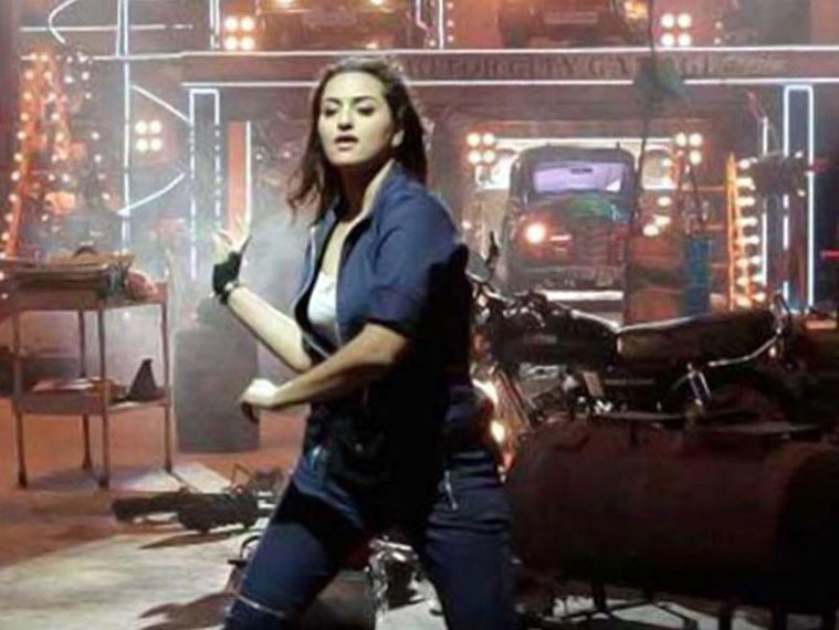 Sonakshi Sinha Arjun Kapoor Show ‘tevar In The First Look Of The Movie Entertainment News