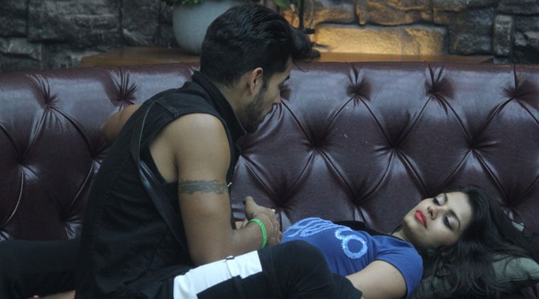 Instead of moving one step further in their relationship, we will see that Sonali is being aloof and upset during the day with Gautam.