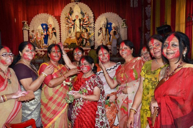 India celebrates Vijaya Dashami | Picture Gallery Others News - The ...