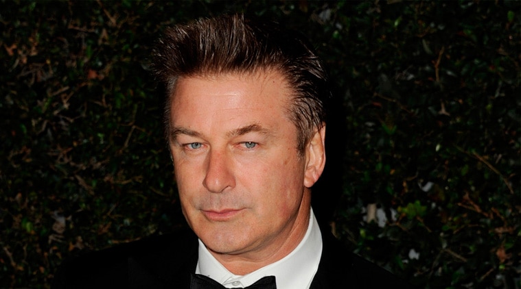 Alec Baldwin said he misses having romantic dates with wife.