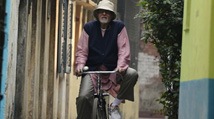 As the Kolkata leg of Shoojit Sircar's 'Piku' comes to an end today, megastar Amitabh Bachchan feels it will be tough for him to leave the city.
