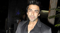 Actor Ashish Chowdhry becomes father of twin girls