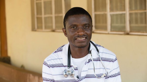 Doctor Martin Salia contracted the disease while working in Sierra Leone. (Source: AP file photo)