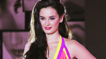 Evelyn Sharma