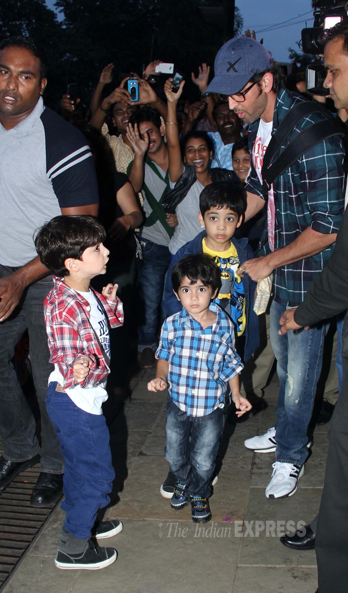 Hrithik Roshan, who has recently got divorced from wife Sussanne Roshan, came along with his sons Hridhaan and Hrehaan. (Source: Varinder Chawla)