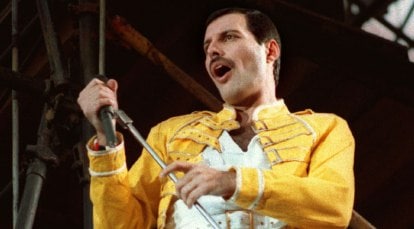 Freddie Mercury: Best friend claims singer cut him out of his life