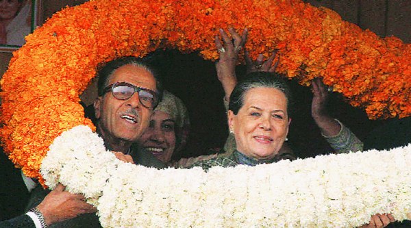 Sonia Gandhi at a rally in North Kashmir’s Bandipore district on Friday. (Source: Express photo by Shuaib Masoodi)
