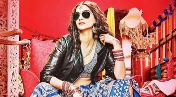 Deepika Padukone Sports Black Leather Jacket Worth 7 Lakhs To