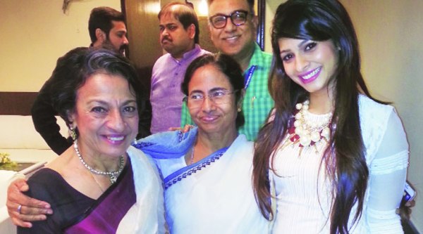Tanuja, West Bengal CM Mamta Banerjee and Tanisha Mukherjee