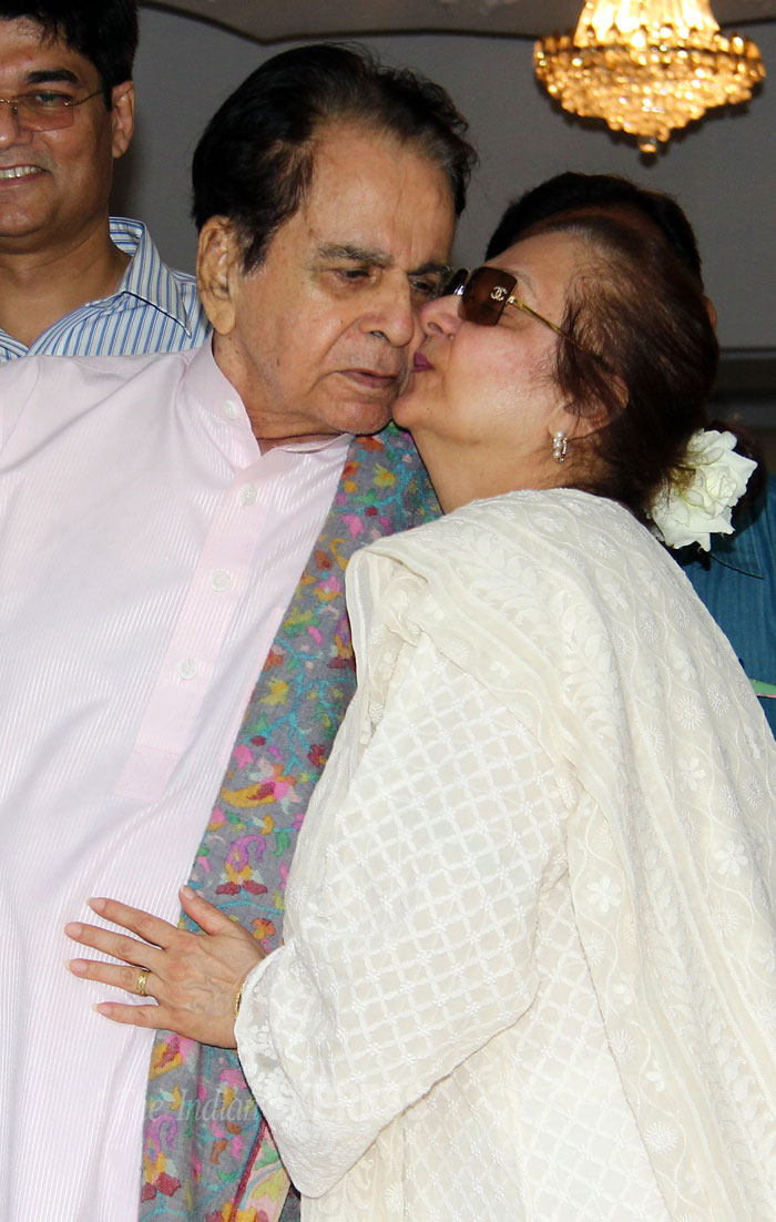 Dilip Kumar Turns 92, Discharged From Hospital, Met With Kisses From ...