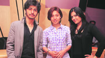 Arjuna Harjai with Sunidhi Chauhan  and Surabhi Dashputra