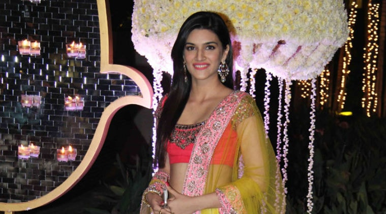 Kriti Sanon: Sometimes when I am in a mall or at the airport, people come to me for photos.