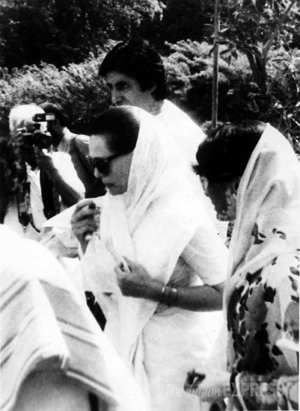 Rare pictures of Sonia Gandhi with her late husband Rajiv Gandhi on ...