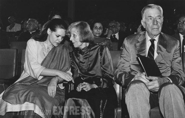 PHOTOS: Rare pictures of Sonia Gandhi with her late husband Rajiv ...