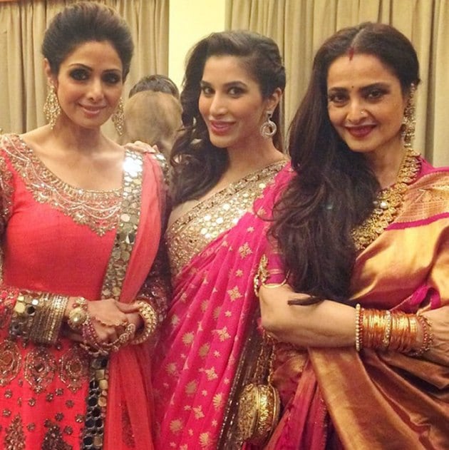 Rekha, Priyanka Chopra, Vidya Balan, Sridevi, Twinkle deck up for