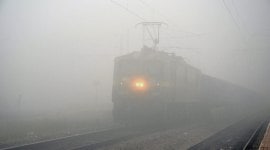 delhi weather, trains delayed due to fog, delhi weather today, delhi weather forecast, weather today, train running status, thunderstorm, imd delhi weather, imd delhi weather today, delhi weather forecast today, delhi rain, delhi rain today, delhi rain news, delhi rain forecast, delhi monsoon, delhi monsoon news, monsoon, todau weather, weather today