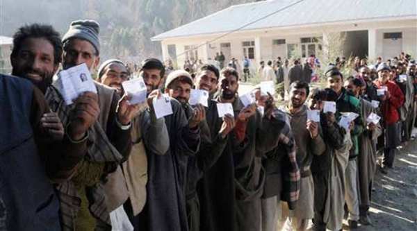 Four days after attack Uri villagers come out to vote | India News ...