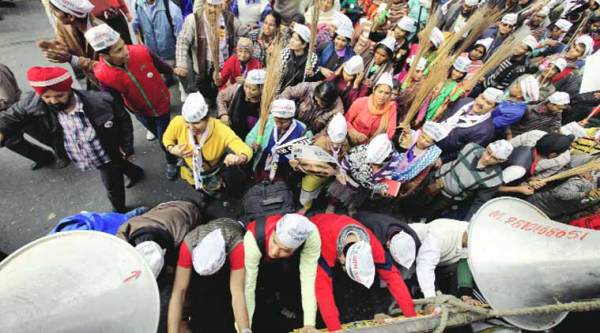 Behind the veneer of rallies and speeches, leaders rely on an inner circle of strategists and experts who push the campaign forward from the beginning to the end. (Source: Express photo by Ravi Kanojia)