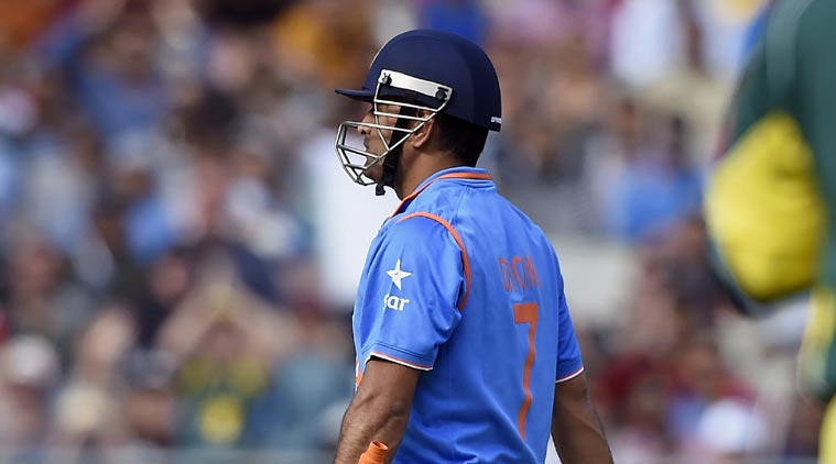 MS Dhoni, Dhoni, India vs Australia, Australia vs India, Cricket