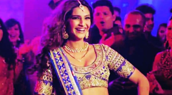 Sonam Kapoor in Dolly Ki Doli