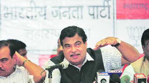 Nitin Gadkari, flanked by Eknath Khadse (left) and Sudhir Mungantiwar, in Mumbai. (Source: Express photo by Prashant Nadkar)