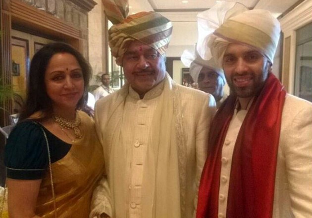 Hema Malini, Sonakshi Sinha, Shatrughan Sinha, Kussh wedding, Jaya Bachchan, Nita Amibani, Tina Ambani, Anil Ambani, Mukesh Ambani