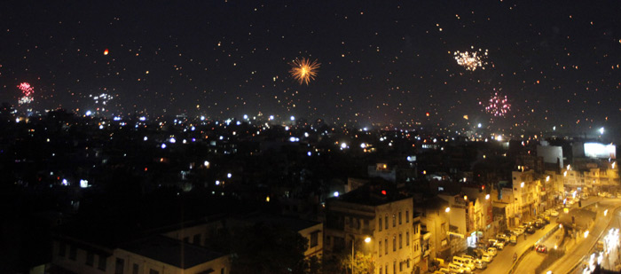 Ahmedabad Sky Lit Up With Fireworks On The Occasion Of Uttarayan Picture Gallery Others News