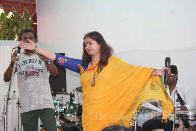 rekha bhardwaj, anurag basu, anurag basu puja pictures