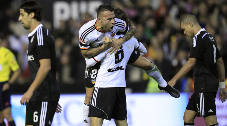 Valencia end Real Madrid’s 22-match winning run, Barcelona go down to