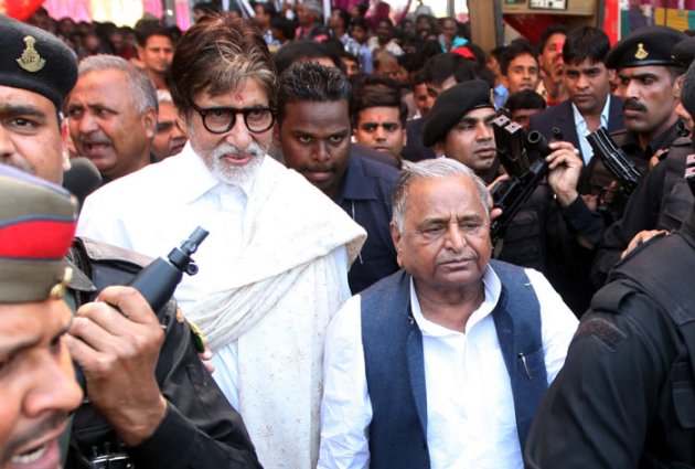 PM Modi, Modi suit, Amitabh Bachchan, Janata Parivar, Janata parivar wedding, Lalu's daughter, Mulayam Singh, Mulayam Singh's nephew, Tej Pratap Singh Yadav wedding, Amar Singh, UP CM, Bihar CM, Rabri, Raj Lashmi wedding