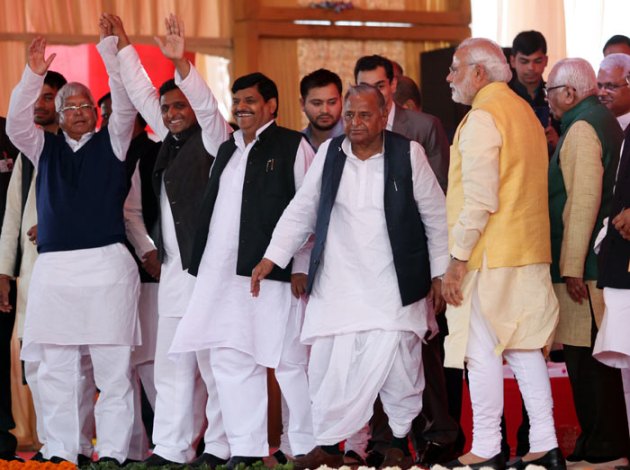 PM Modi, Modi suit, Amitabh Bachchan, Janata Parivar, Janata parivar wedding, Lalu's daughter, Mulayam Singh, Mulayam Singh's nephew, Tej Pratap Singh Yadav wedding, Amar Singh, UP CM, Bihar CM, Rabri, Raj Lashmi wedding