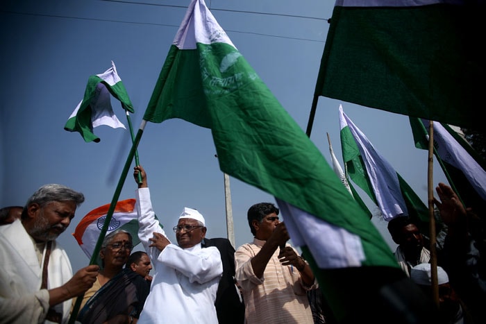 Anna Hazare, Anna protest, Land Acquisition Act