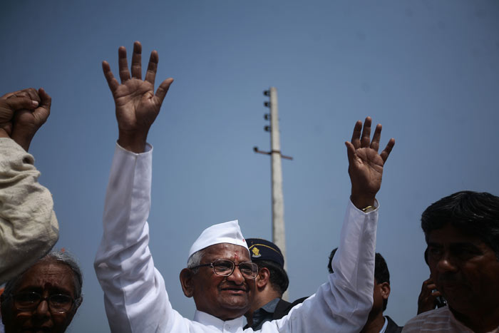 Anna Hazare, Anna protest, Land Acquisition Act