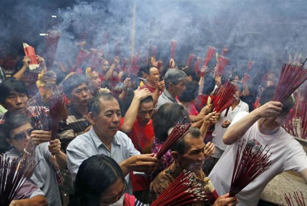 chinese new year pictures, chinese new year, indonesia chinese new year, chinese year of the sheep, year of the sheep, new year, world news, picture gallery, world celebrations pictures, indian express