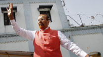 DG-Vanzara-t no alt set