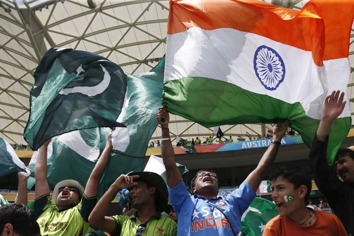 india pakistan, india pakistan match photo, india vs pakistan, india pakistan match, india pakistan match photos, match pictures ind pak, india pakistan world cup, india pakistan world cup gallery, india pakistan gallery, cricket news, cricket