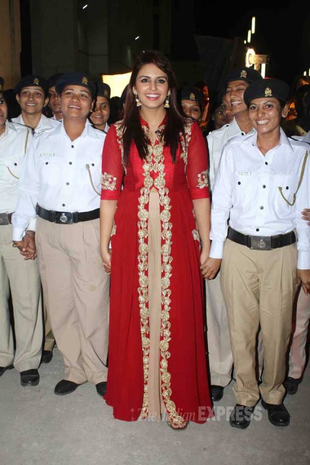 Vidya Balan spends time with kids, Huma to host 'Nayi Soch ...