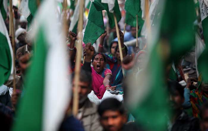 Anna Hazare, Land Acquisition Act, Congress, Digvijay Singh, Ajay Maken, Deepender Hooda
