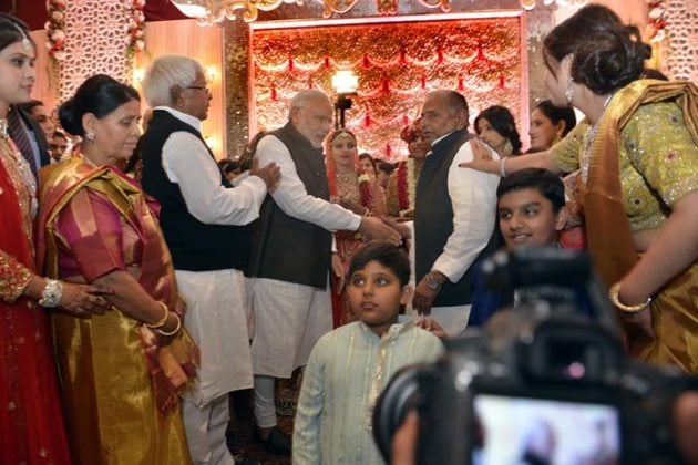 PM Modi, Narendra Modi, LAlu Prasad yadav, Mulayam Singh Yadav, Raj Lashkmi, Tej Pratap Singh wedding, Janata Parivar Wedding