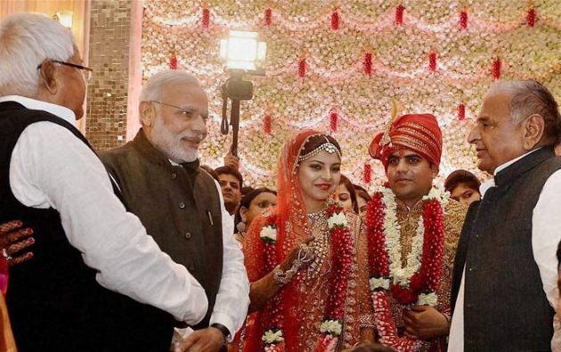 PM Modi, Narendra Modi, LAlu Prasad yadav, Mulayam Singh Yadav, Raj Lashkmi, Tej Pratap Singh wedding, Janata Parivar Wedding, Tej Pratap Singh Yadav, Raj Lakshmi wedding, Lalu daughter wedding