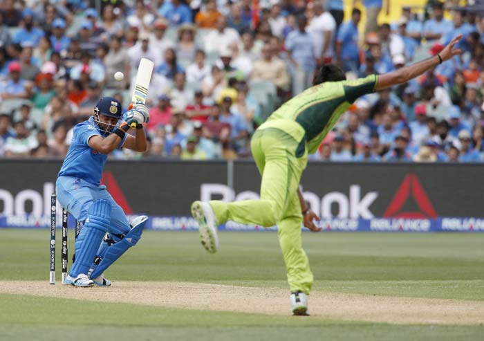 india pakistan, india pakistan match photo, india vs pakistan, india pakistan match, india pakistan match photos, match pictures ind pak, india pakistan world cup, india pakistan world cup gallery, india pakistan gallery, cricket news, cricket