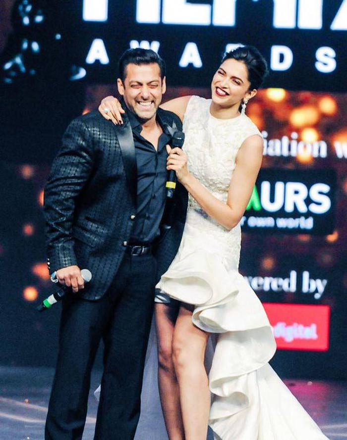 Candid moments from Filmfare Awards 2015 | Entertainment Gallery News