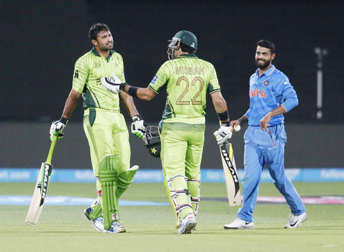 india pakistan, india pakistan match photo, india vs pakistan, india pakistan match, india pakistan match photos, match pictures ind pak, india pakistan world cup, india pakistan world cup gallery, india pakistan gallery, cricket news, cricket