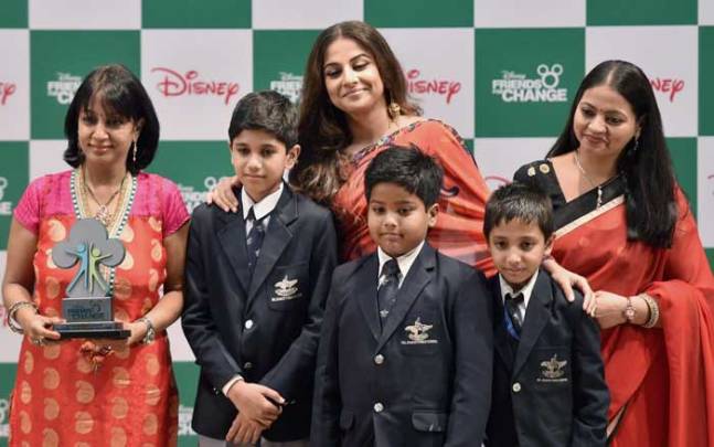 Vidya Balan spends time with kids, Huma to host ‘Nayi Soch Ko Salaam