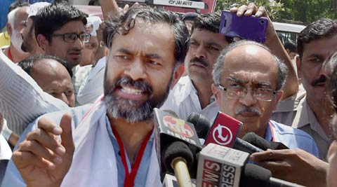 Arvind kejriwal, aam aadmi party, aap, aap rift, aap members, yogendra yadav, prashant bhushan, aap sting, aapsting, arvind kejriwal sting, sting, shailaja bajpai columns