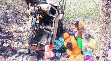 praveen manwar, accident, road accident, murder, praveen manwar family accident, car crash, madhya pradesh, madhya pradesh accident, the sunday story, indian express sunday story