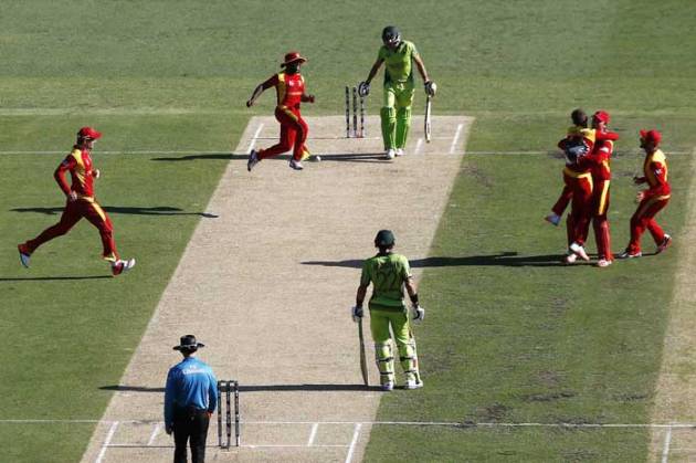Pak vs Zim, Zim vs Pak, Pakistan vs Zimbabwe, Zimbabwe vs Pakistan, Pak vs Zim Photos, Pakistan Zimbabwe Photos, World Cup 2015, Cricket World Cup, Cricket World Cup 2015, World Cup 2015 Photos, Cricket Photos, Cricket